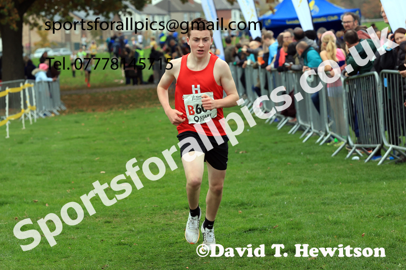Boys Under-15s relay, 2025 Northern Cross Country Relays, Graves Park, Sheffield. Photo: David T. Hewitson/Sports for All Pics